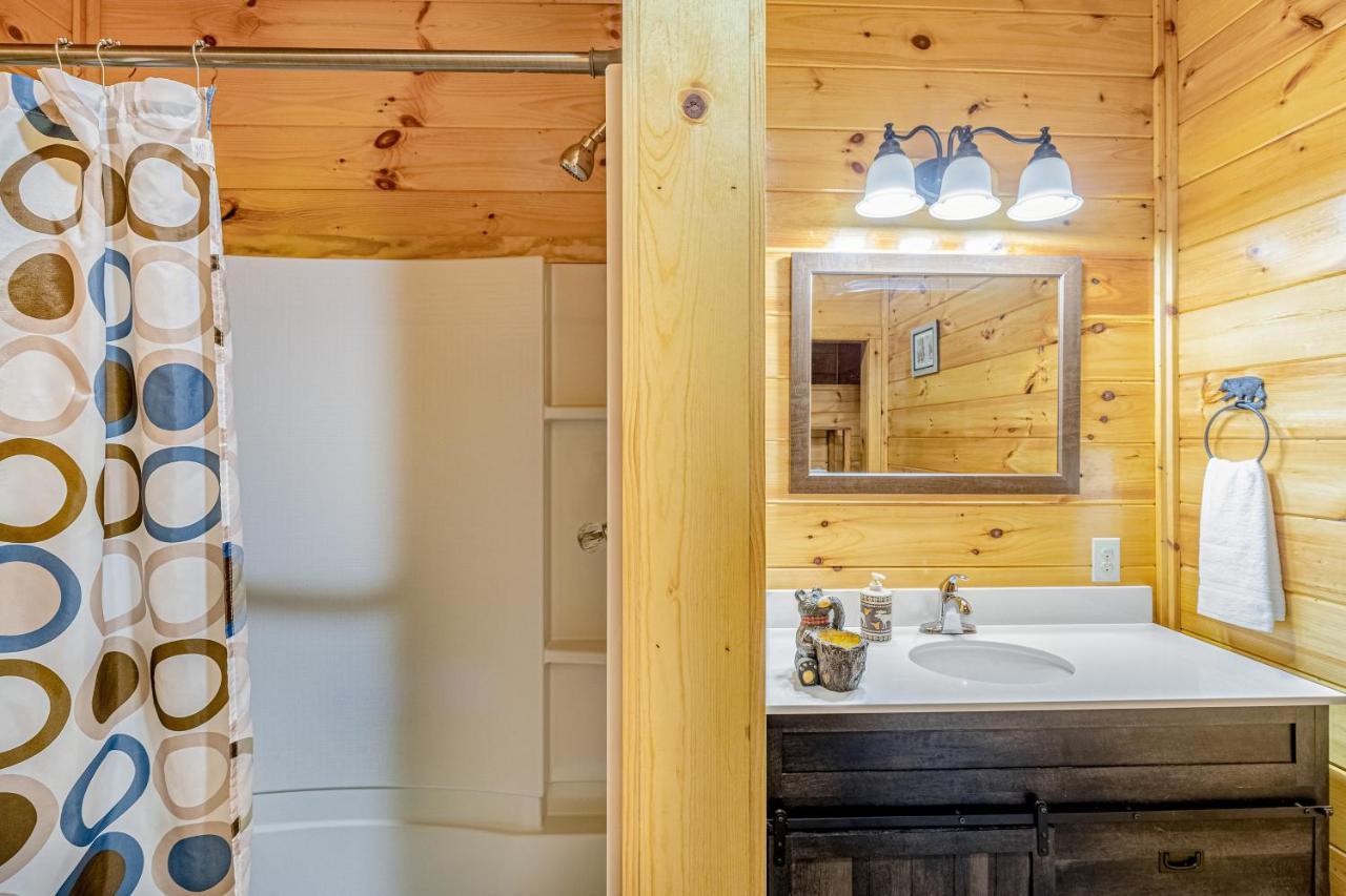 Hilltop Cabin Bryson City Dış mekan fotoğraf