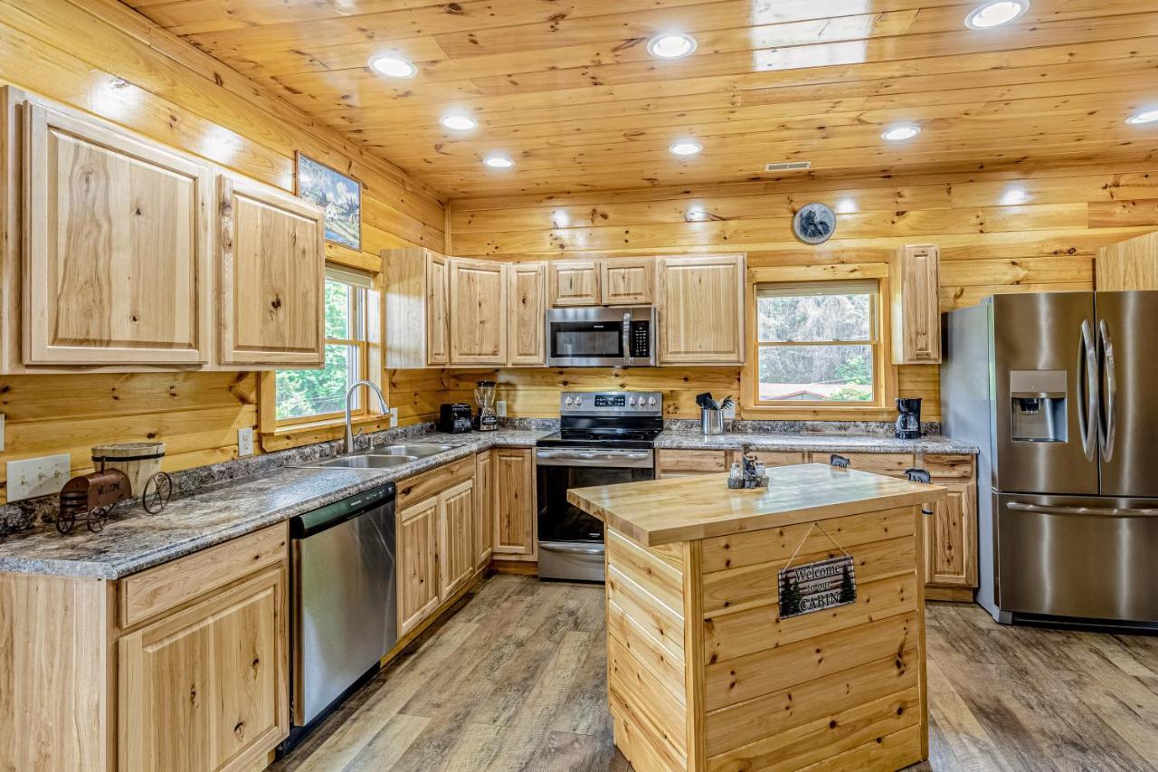 Hilltop Cabin Bryson City Dış mekan fotoğraf