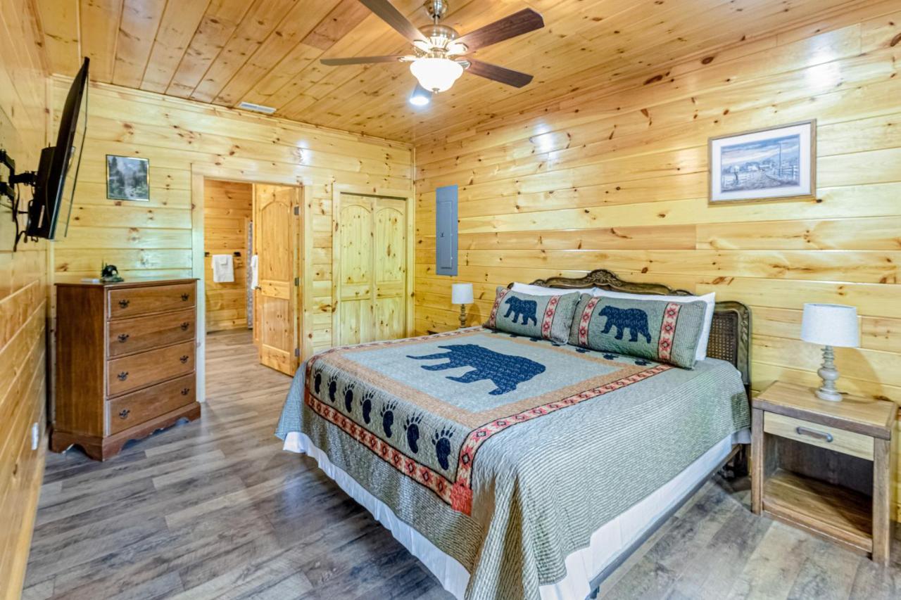 Hilltop Cabin Bryson City Dış mekan fotoğraf